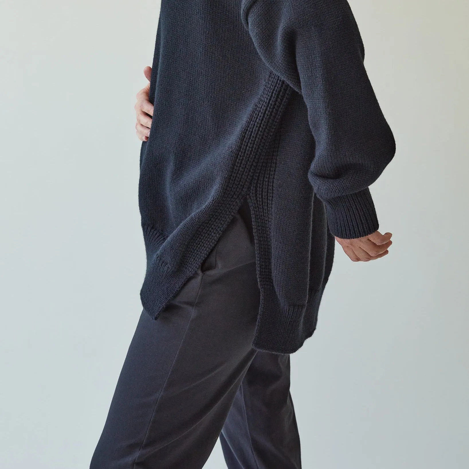 Chalk - Maria Jumper Black