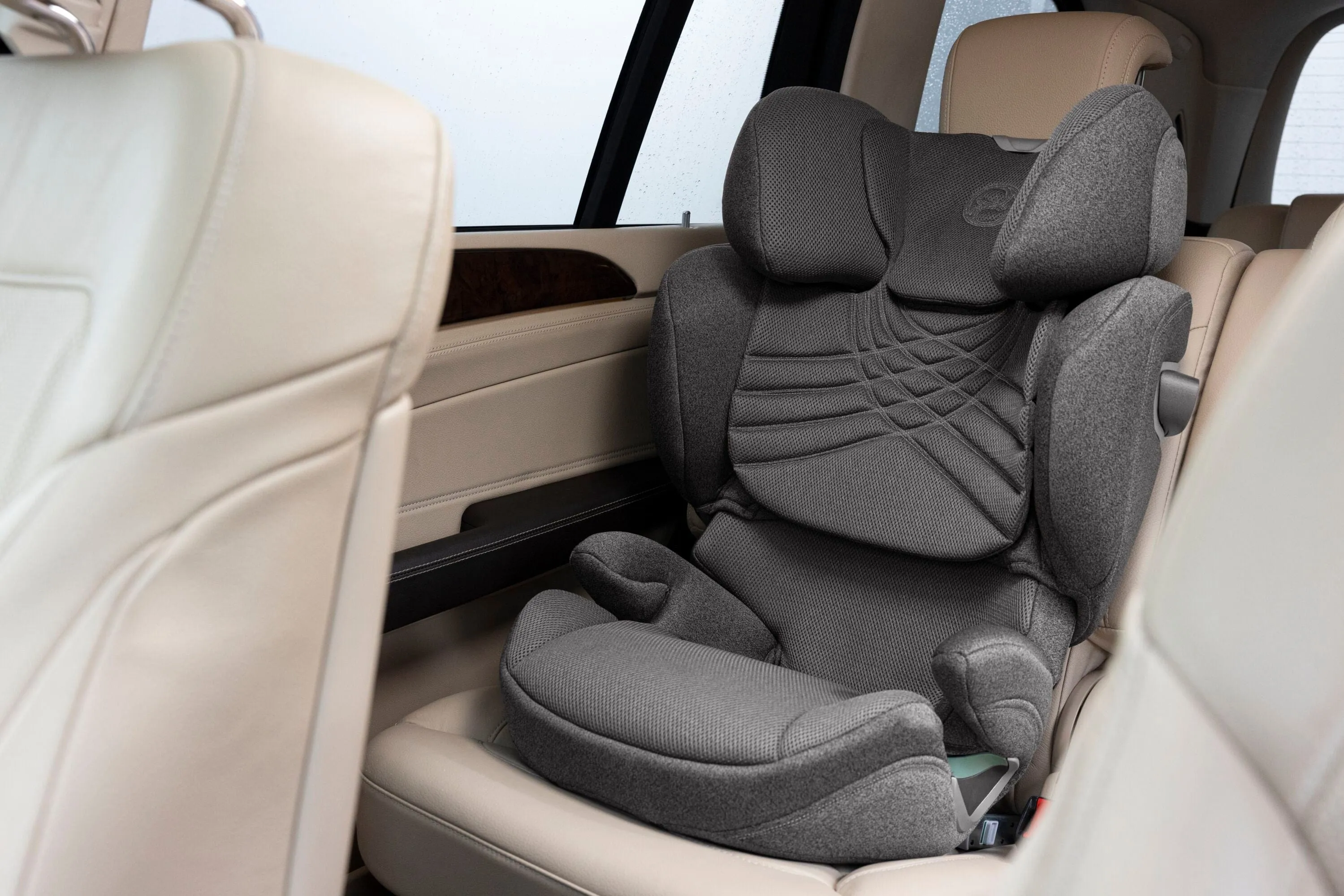 Cybex Solution T i-Fix Plus Car Seat - Cozy Beige